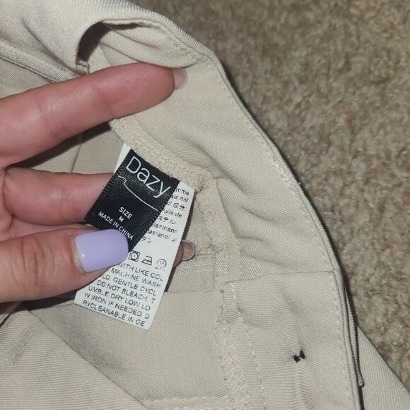 NWOT Dazy High Rise Khaki Wide Leg Ankle Length Pants W/pockets Sz M - Picture 3 of 4